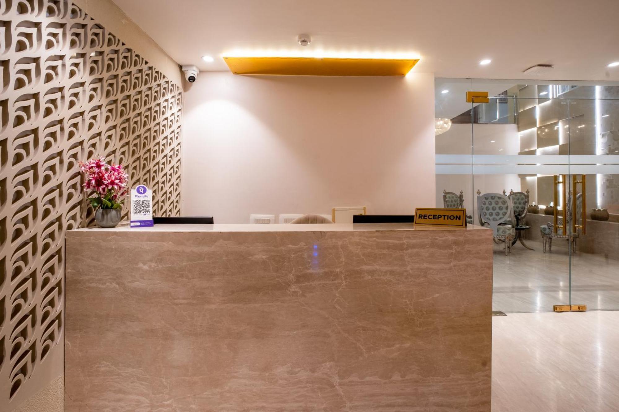 Hotel Ginger Palace Delhi Airport Nowe Delhi Zewnętrze zdjęcie