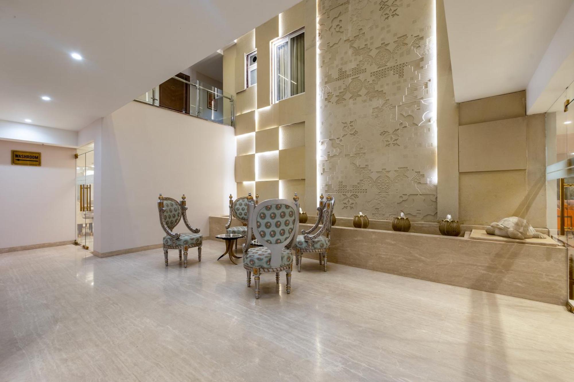 Hotel Ginger Palace Delhi Airport Nowe Delhi Zewnętrze zdjęcie