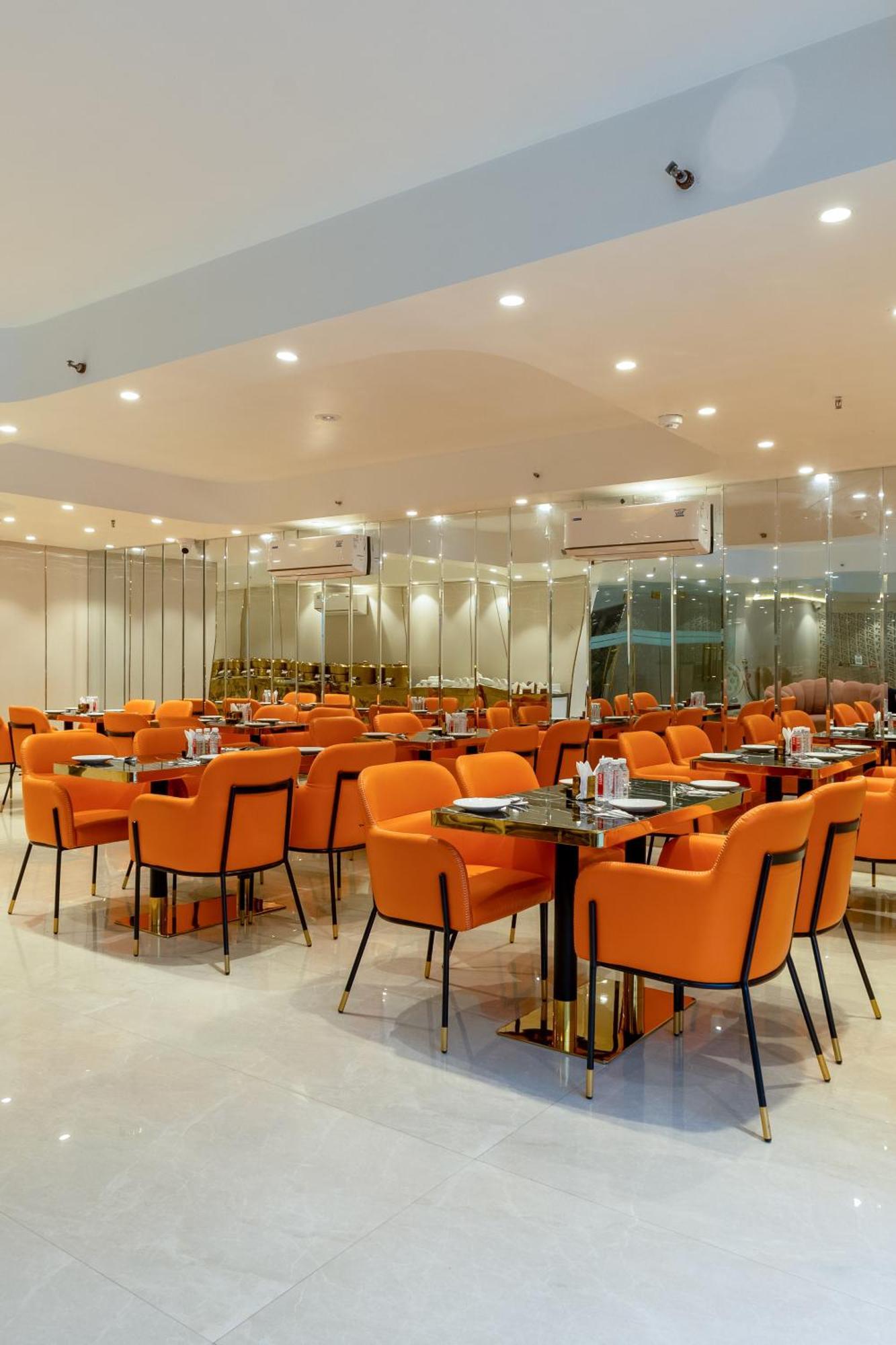 Hotel Ginger Palace Delhi Airport Nowe Delhi Zewnętrze zdjęcie