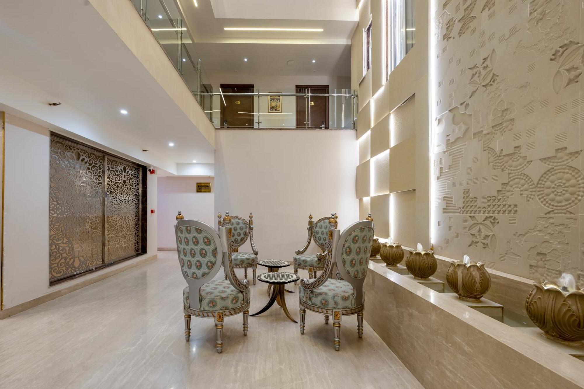 Hotel Ginger Palace Delhi Airport Nowe Delhi Zewnętrze zdjęcie